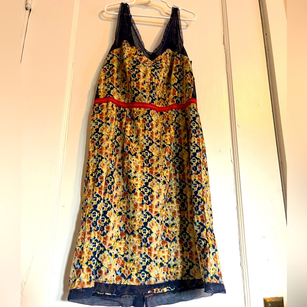 Adorable lightweight floral and mesh detailed dress. S anthropology